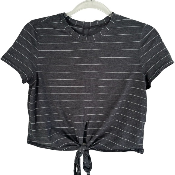 Lululemon Time To Restore Short Sleeve Serve Stripe Heathered Black White Size 4 - Picture 2 of 10